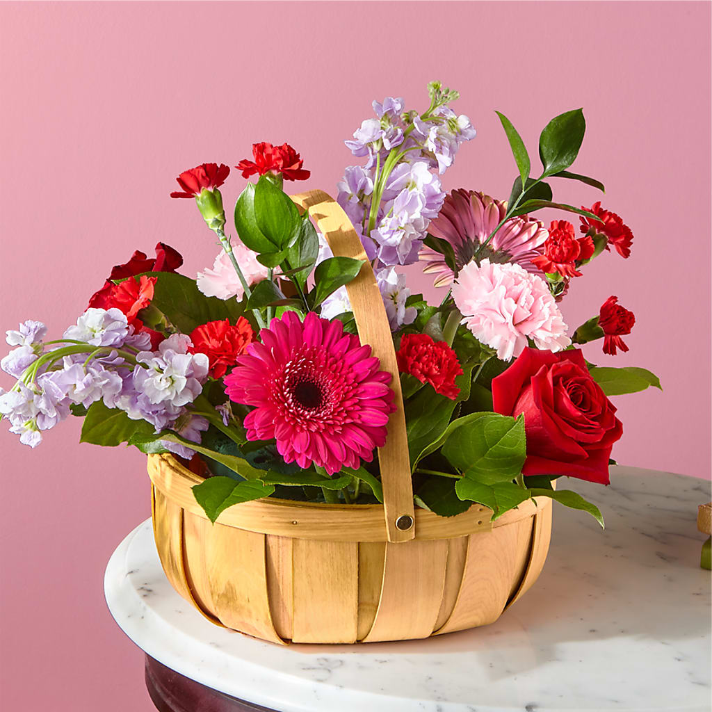 Pink Picnic Basket – Danville Floral And Gifts Llc, Danville IL