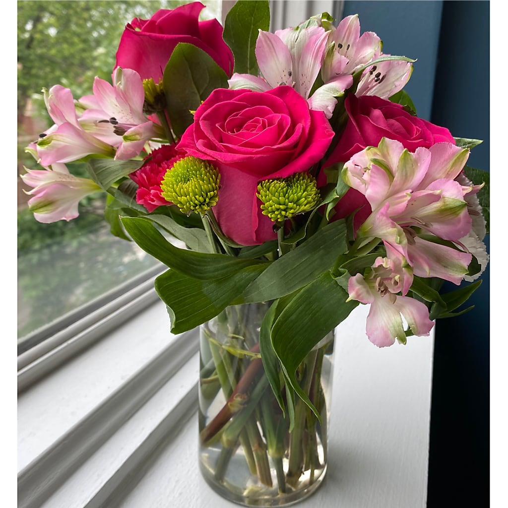 Sweet & Pretty Bouquet –  Danville Floral And Gifts Llc, Danville IL