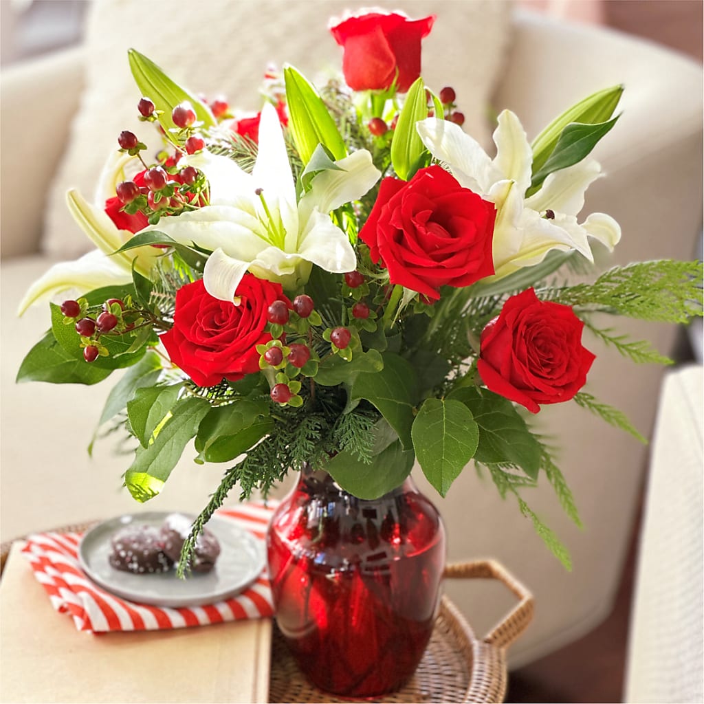 Evergreen Delight Bouquet –  Danville Floral And Gifts Llc, Danville IL