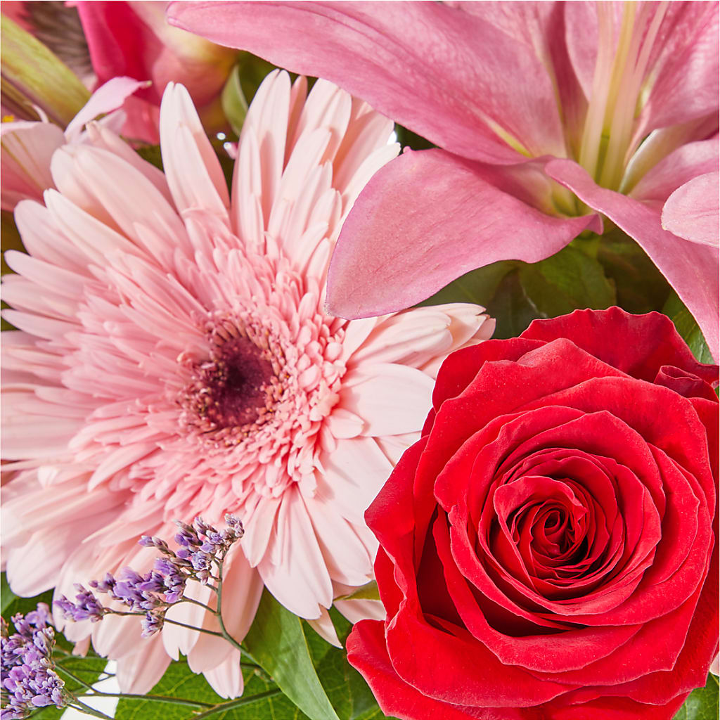 Lots of Love Bouquet –  Danville Floral And Gifts Llc, Danville IL